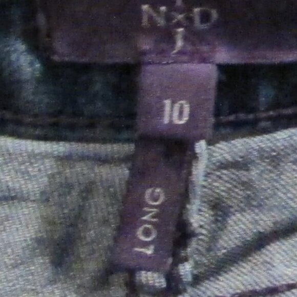 NYDJ Skinny Jean - Picture 3 of 4